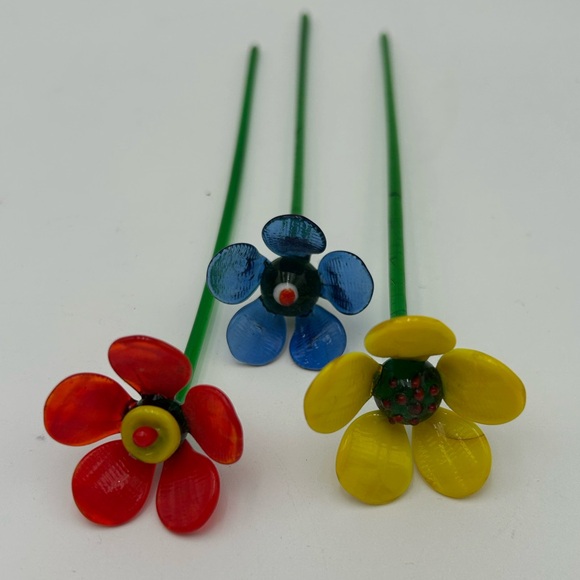 Vintage Handblown Art Glass Flowers - Picture 3 of 6